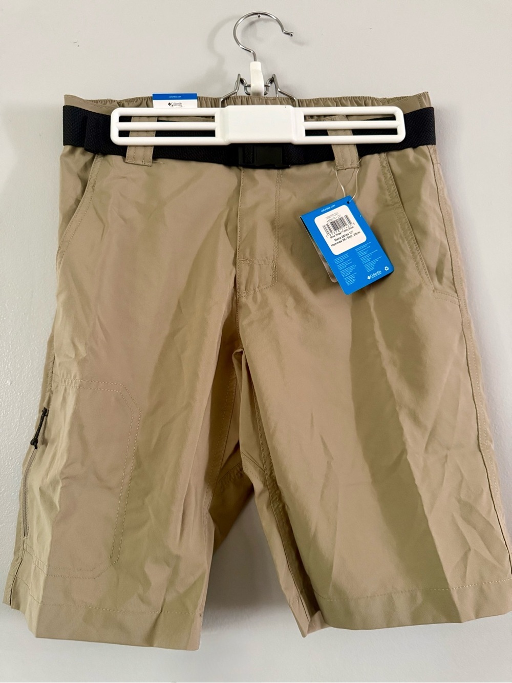 Columbia Men’s Silver Ridge Utility Cargo Shorts – Tan – Size 38 (10” inseam)